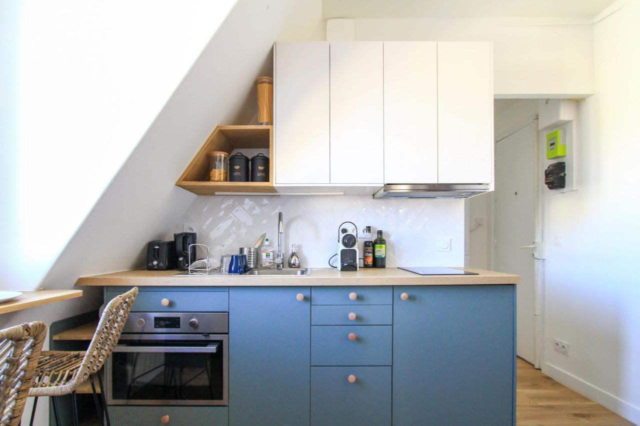 Charming 2-room 21m Comfort Sacre-coeur View Apartment Paris